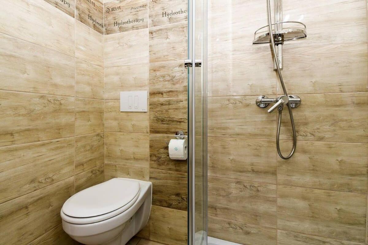 Very Central Very Spacious New Home 布达佩斯 外观 照片