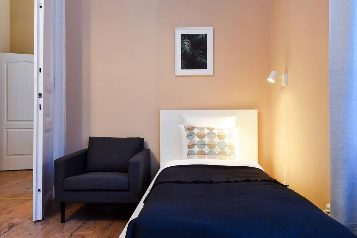 Very Central Very Spacious New Home 布达佩斯 外观 照片